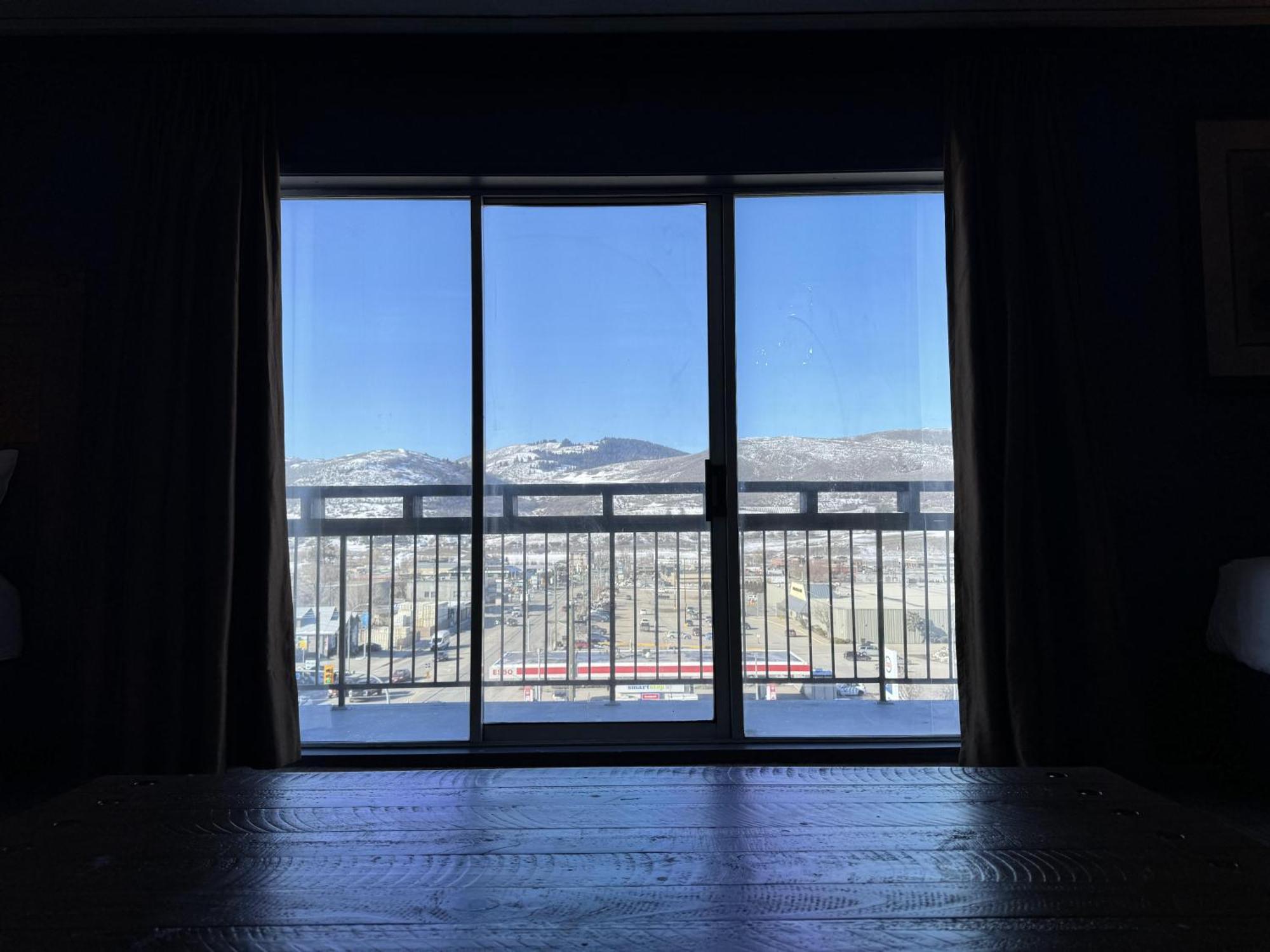Divya Sutra Plaza And Conference Centre, Vernon, Bc Dış mekan fotoğraf